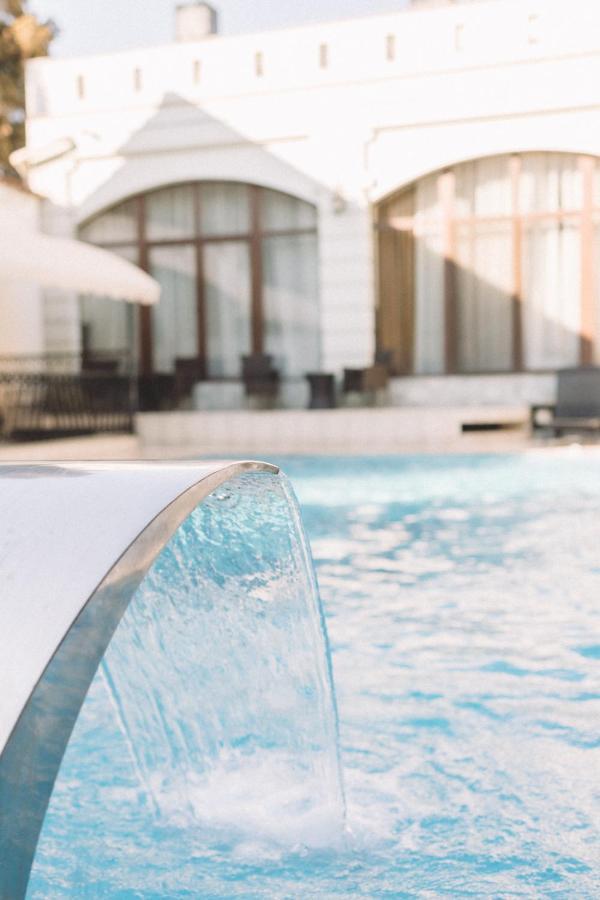 The Elite - Oradea'S Legendary Hotel Exterior photo